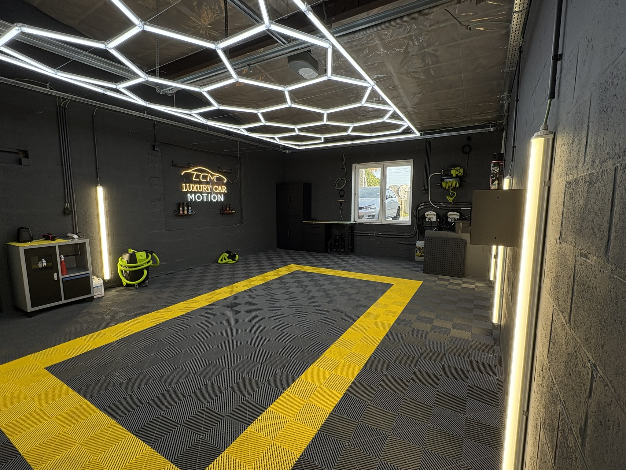Atelier Luxury Car Motion à Gouy-lez-Piéton